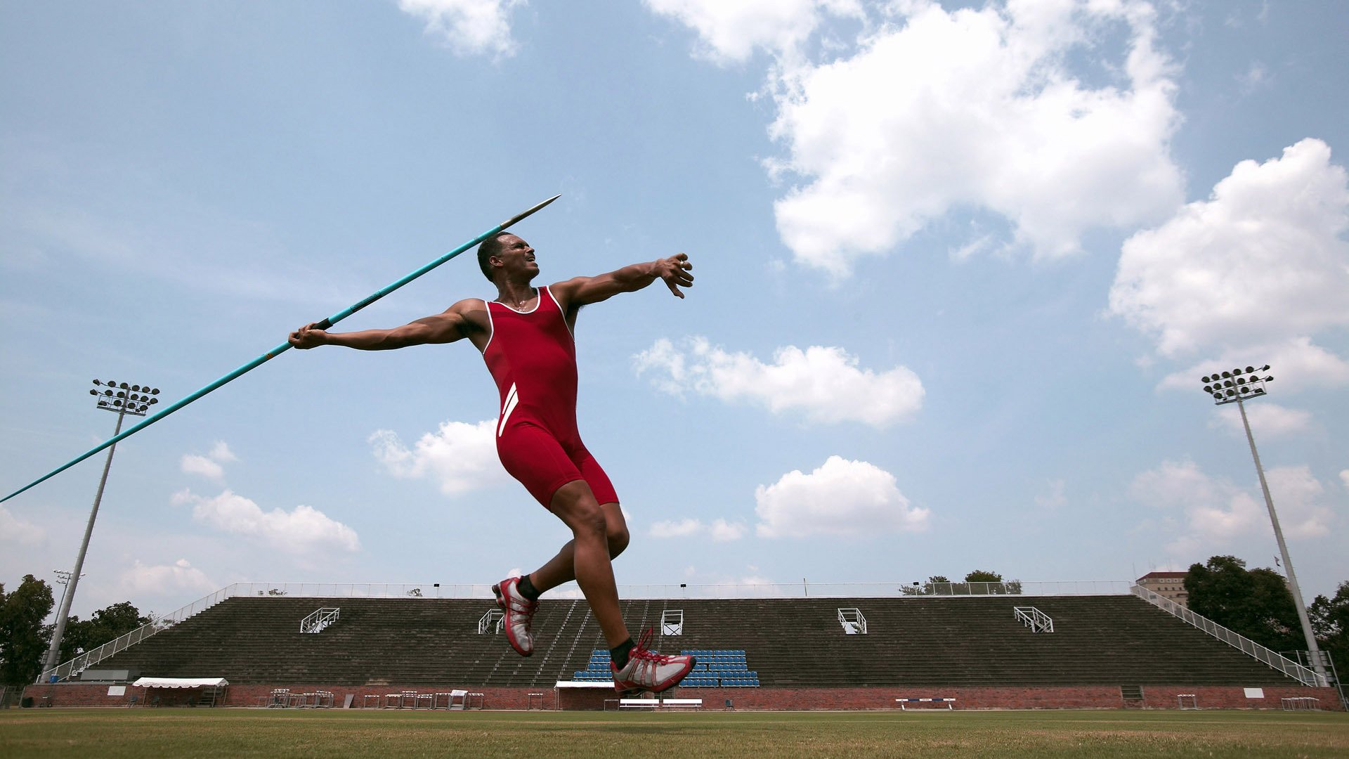 跨界传奇，从老鹰打穿国王到拉梅洛·西甲德比封神—唯一性的竞技启示