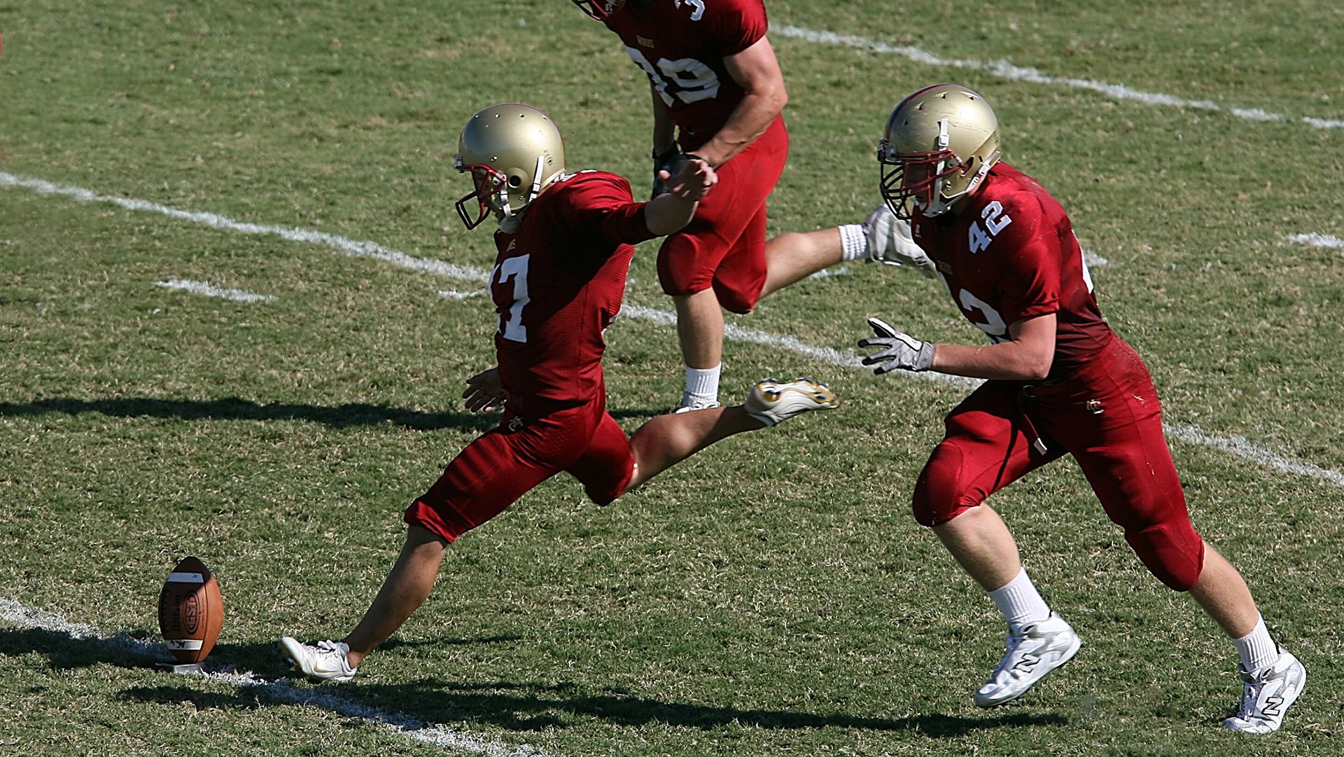 跨越时空的篮球史诗，湖人铁血击溃辽宁，塔图姆西决生死战封神