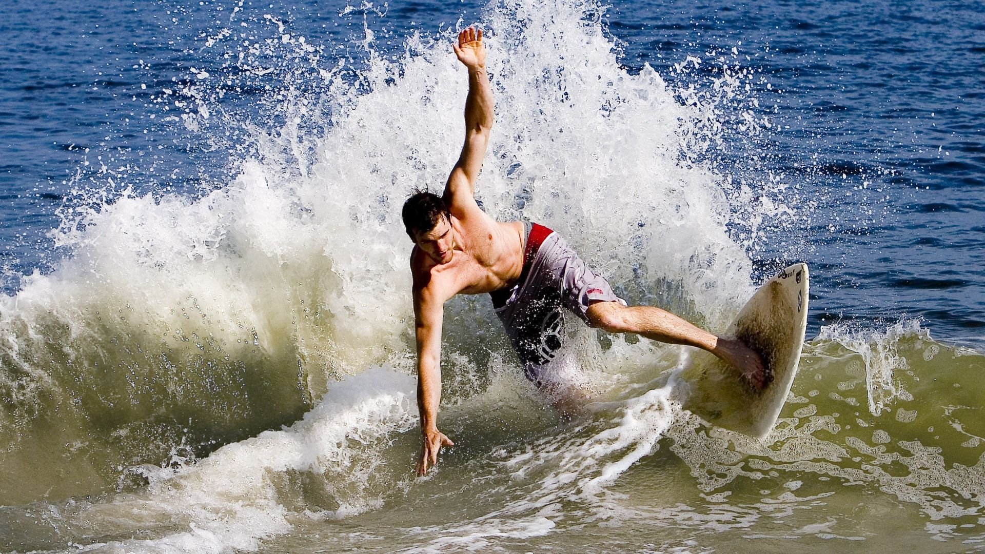 新疆队强势晋级,班凯罗成为关键先生